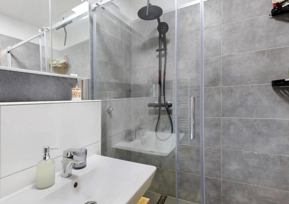 דיסלדורף Charmentes Privatzimmer Mit Kueche, Naturgebiet מראה חיצוני תמונה