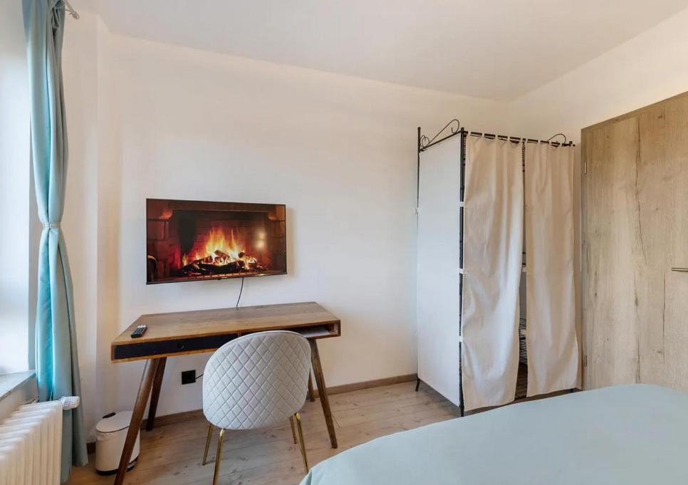 דיסלדורף Charmentes Privatzimmer Mit Kueche, Naturgebiet חדר תמונה